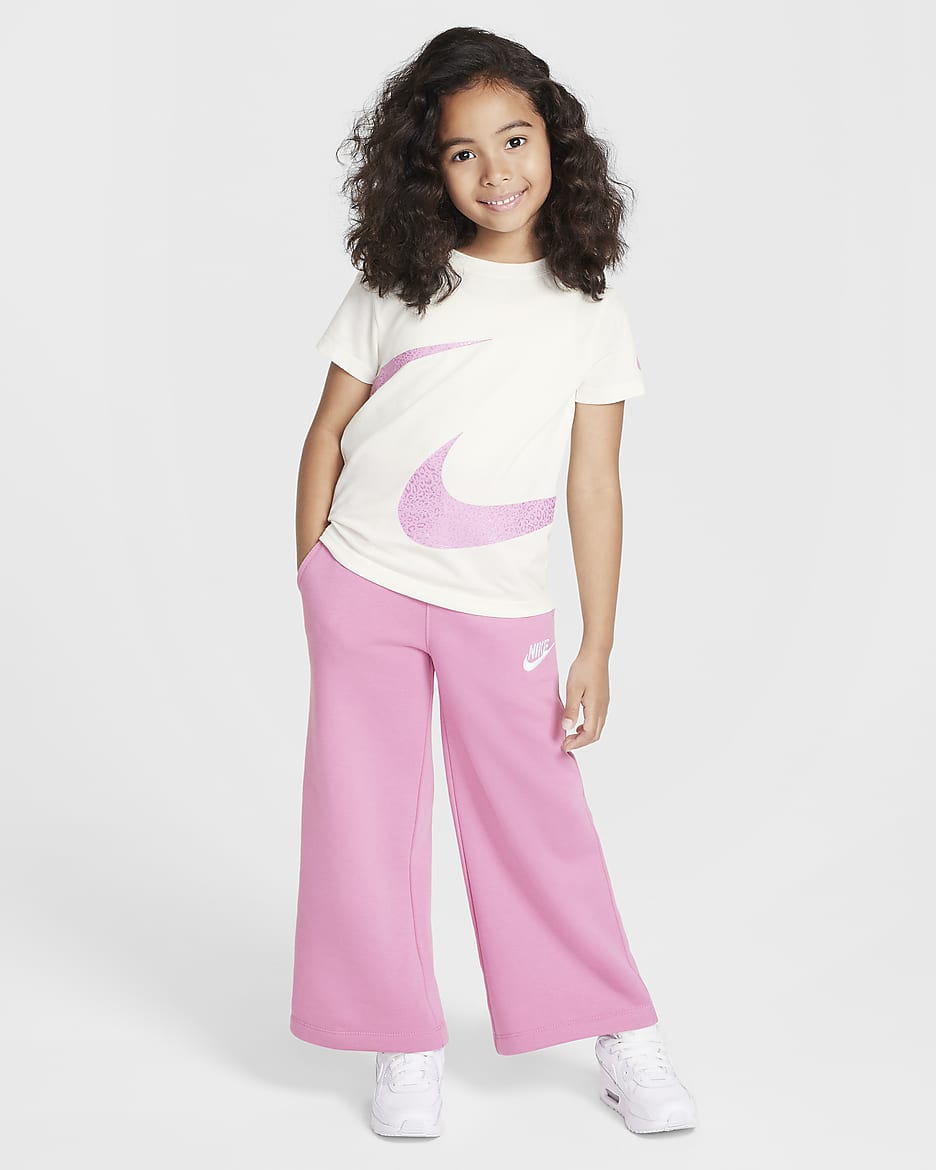 Nike Sportswear Club Little Kids Fleece Wide Leg Pants. Nike